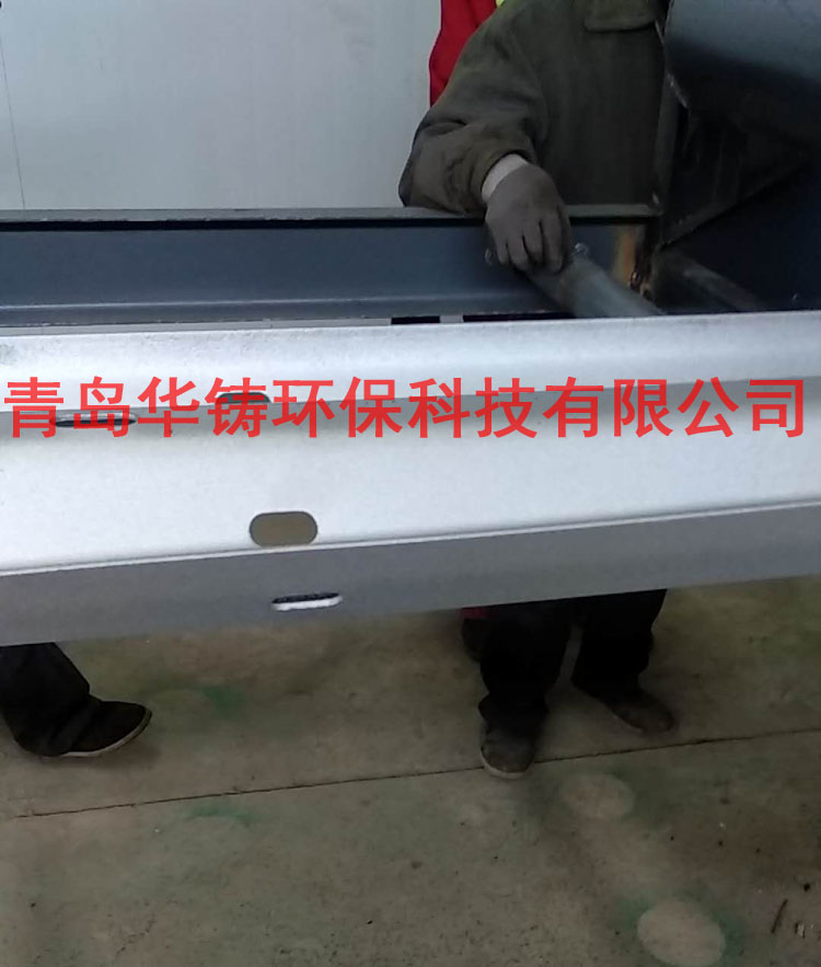 高速護欄板拋丸機除銹清理之后效果圖 高速護欄板拋丸機除銹清理之后效果圖