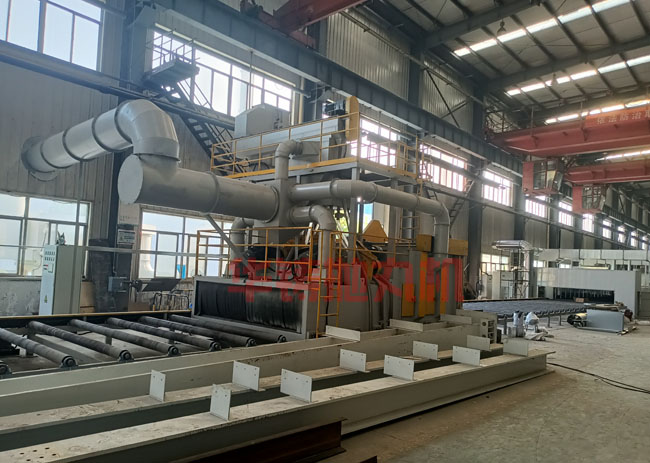 大型鋼板預(yù)處理線拋丸機(jī) 大型鋼板預(yù)處理線拋丸機(jī)